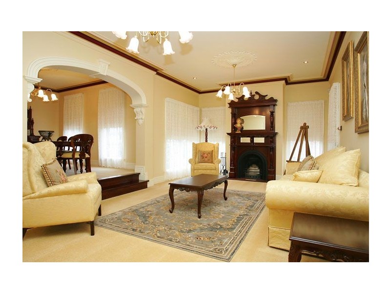 4 Chadwick Lane, Attwood VIC 3049