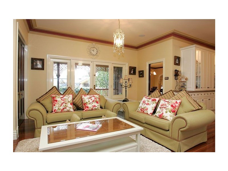 4 Chadwick Lane, Attwood VIC 3049