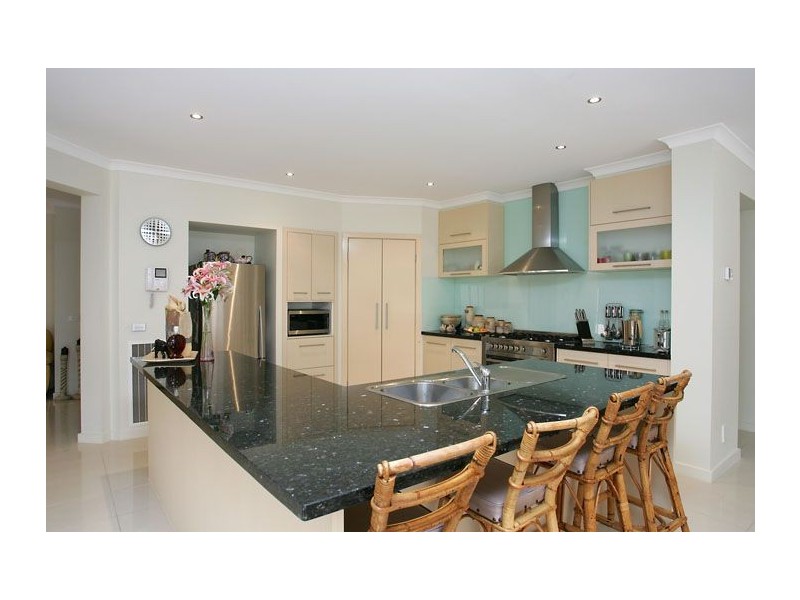 16 Threadneedle Street, Attwood VIC 3049