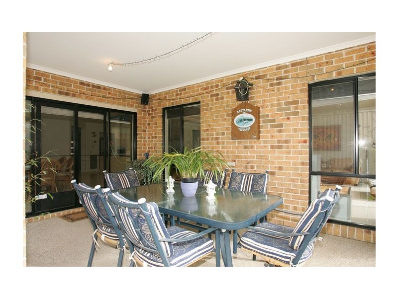 16 Threadneedle Street, Attwood VIC 3049