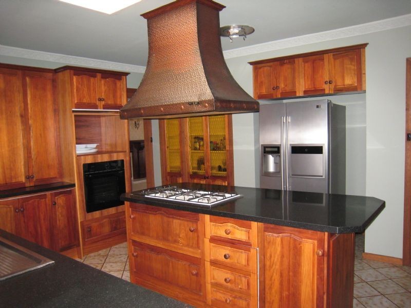 33 Rudstone Bend, Greenvale VIC 3059