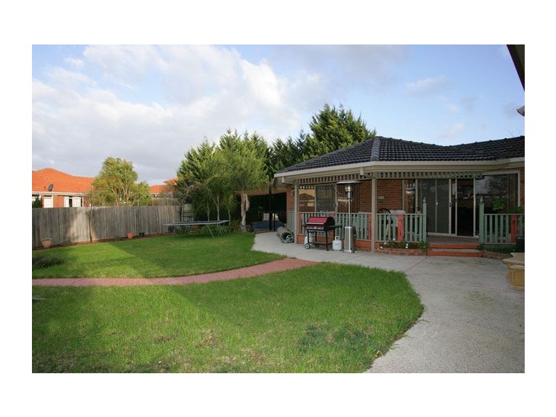 10 Hawick Court, Greenvale VIC 3059