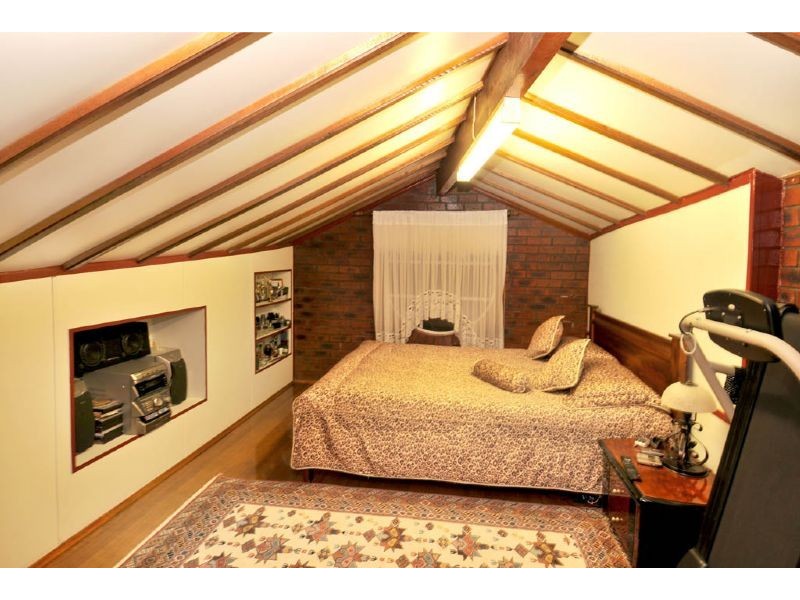 13 Westfield Boulevard, Westmeadows VIC 3049