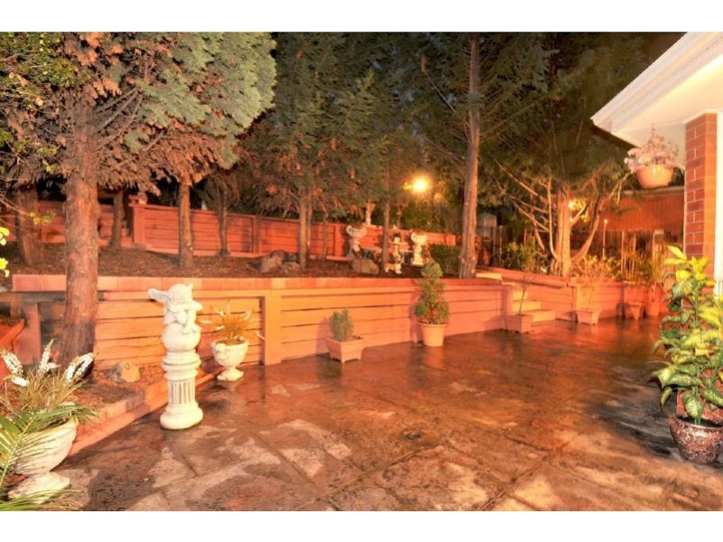 13 Westfield Boulevard, Westmeadows VIC 3049