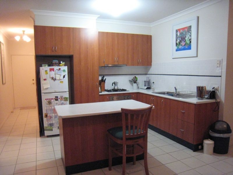 2/23 Waratah Avenue, Tullamarine VIC 3043