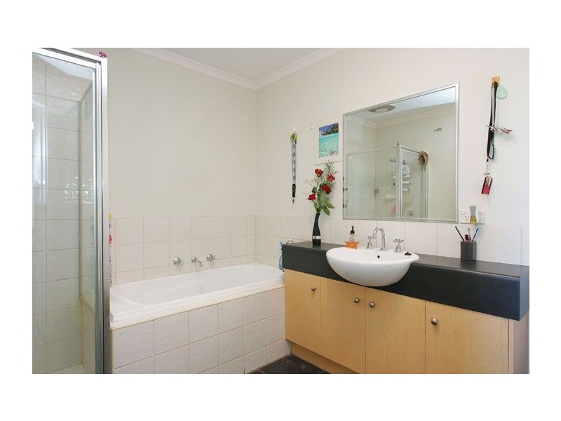 29 Seggan Circle, Gowanbrae VIC 3043