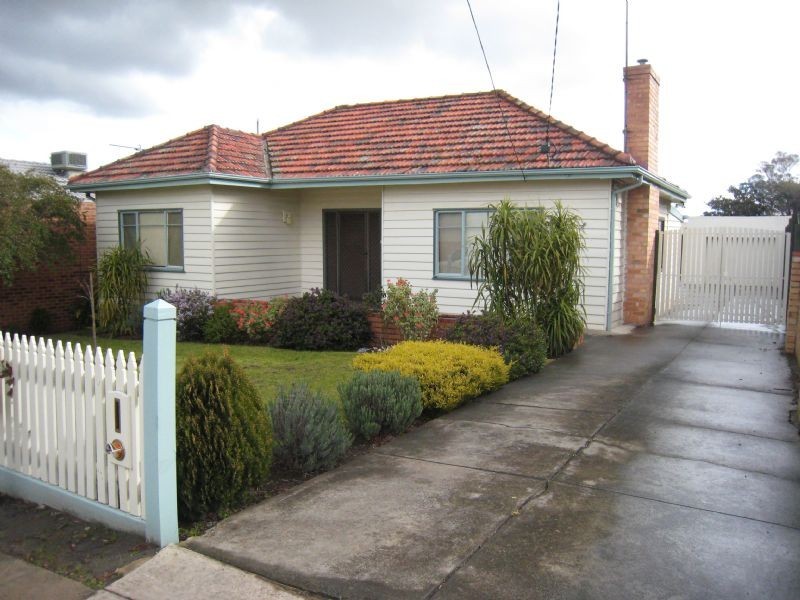 33 Ryder Street, Niddrie VIC 3042