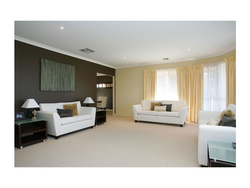 23  Millport Rise, Greenvale VIC 3059