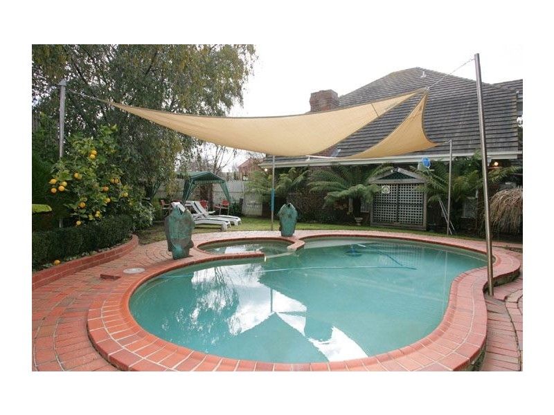 3 Lamond Court, Greenvale VIC 3059