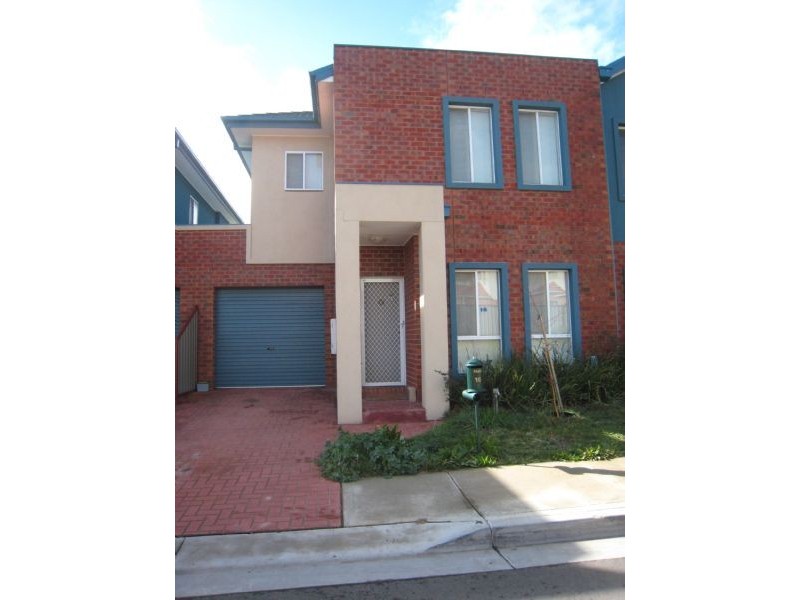 16 Balerno Circuit, Gowanbrae VIC 3043