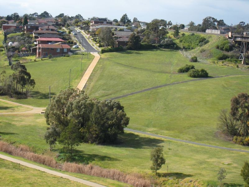16 Balerno Circuit, Gowanbrae VIC 3043