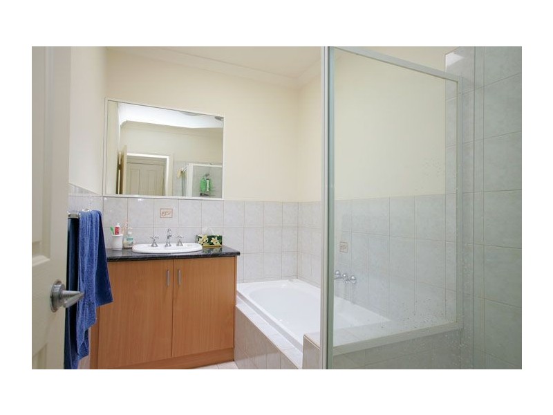 5 & 6/70 Broadmeadows Road, Tullamarine VIC 3043