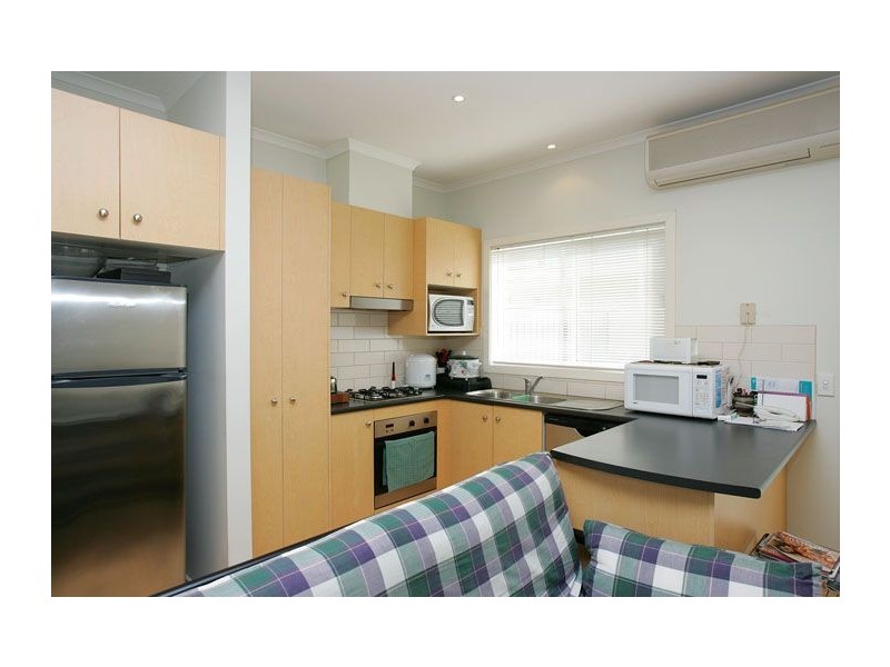 21 Seggan Circle, Gowanbrae VIC 3043