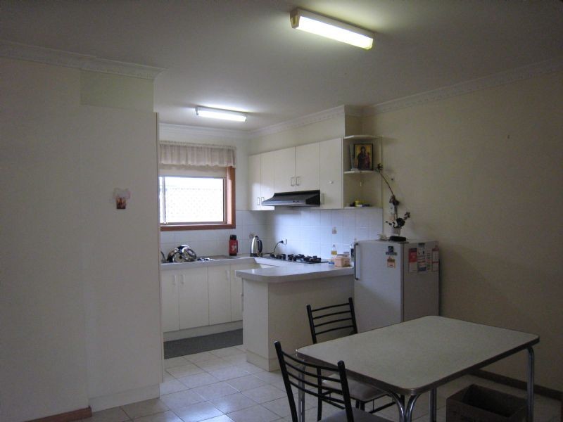 2/220 Wright Street, Westmeadows VIC 3049