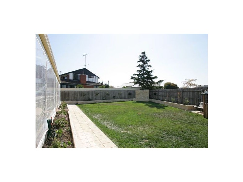 1 Hornsby Court, Greenvale VIC 3059