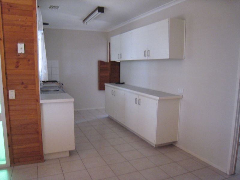 47 Snaefell Crescent, Gladstone Park VIC 3043