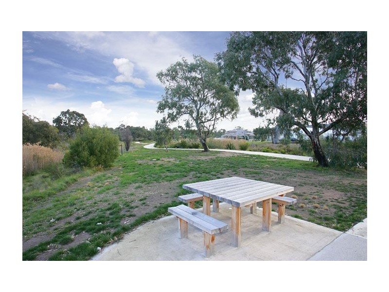 2 Kings College Court, Essendon VIC 3040