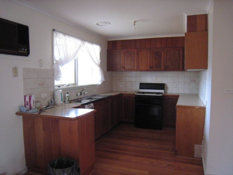 10 Garryowen Terrace, Tullamarine VIC 3043