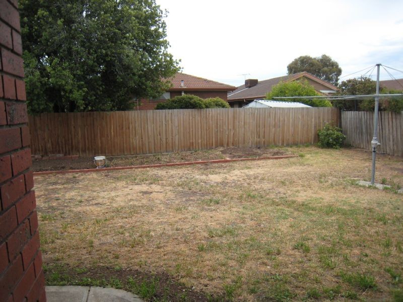 10 Garryowen Terrace, Tullamarine VIC 3043