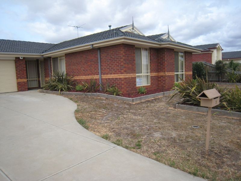 3 Sunrise Drive, Hillside VIC 3037