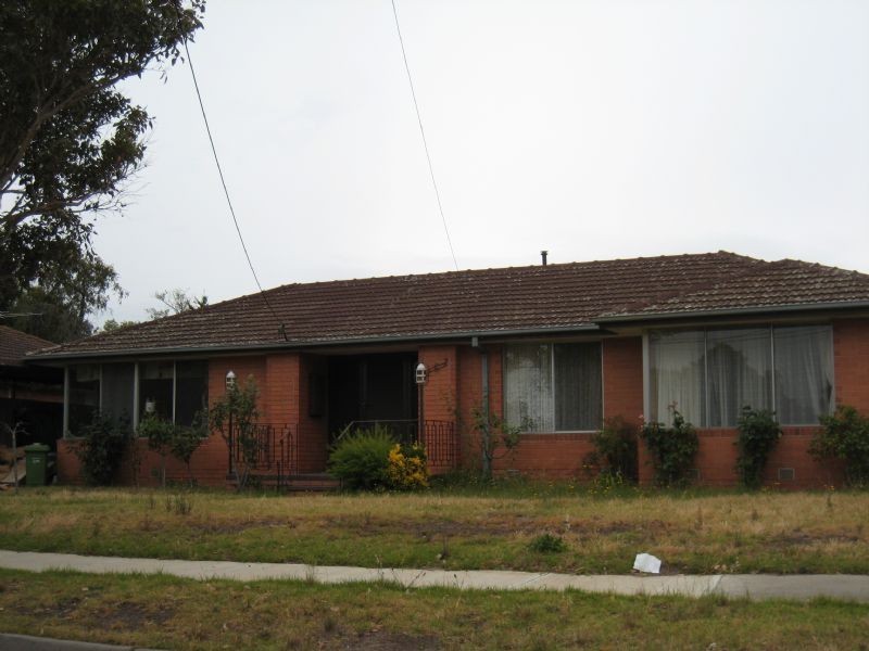 6 Latimer Place, Gladstone Park VIC 3043