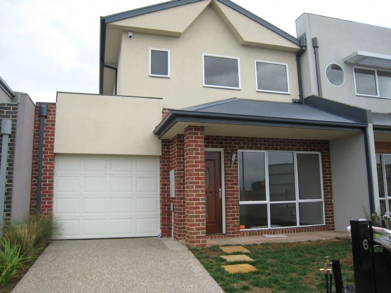 6 Vanderloo Road, Gowanbrae VIC 3043