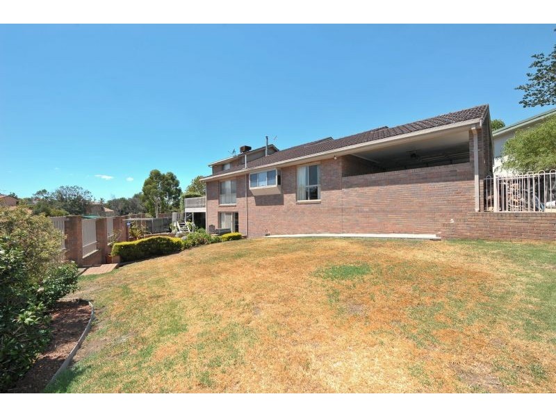 15 Hawick Court, Greenvale VIC 3059