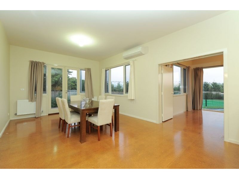 8 Thornley Court, Greenvale VIC 3059