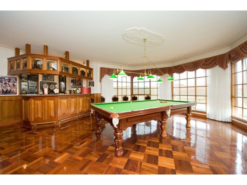 2 Queensferry Place, Greenvale VIC 3059