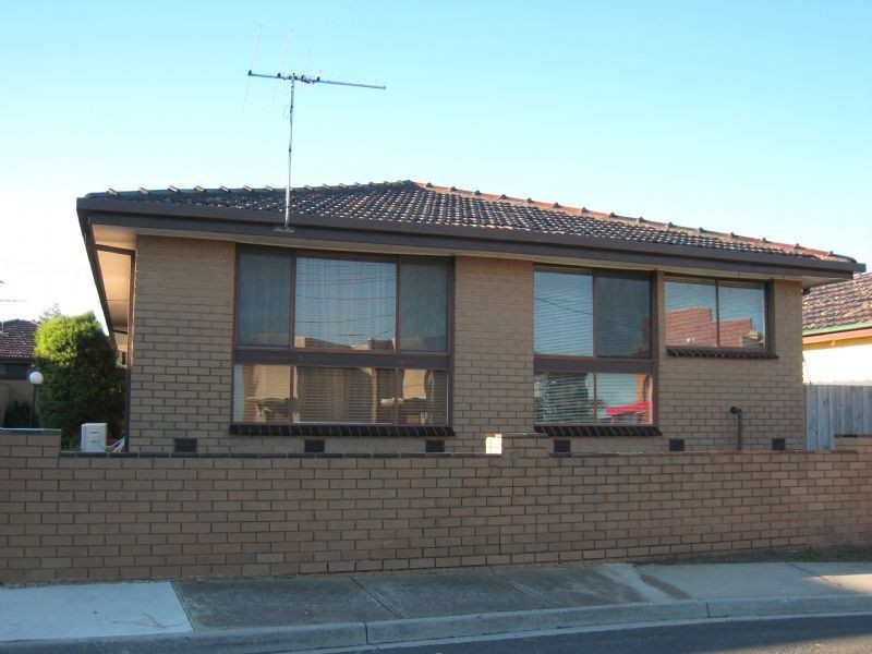 1/75 Canning Street, Avondale Heights VIC 3034