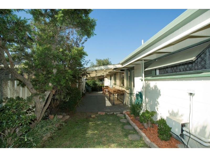 6 Bladen Place, Gladstone Park VIC 3043