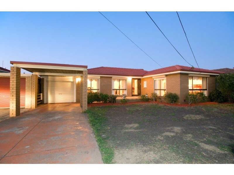 35 Osborne Avenue, Gladstone Park VIC 3043