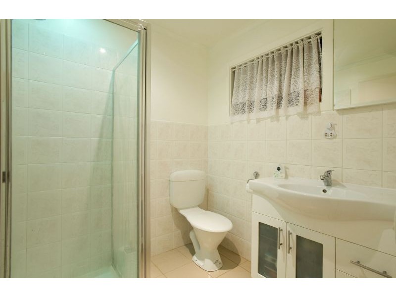 35 Osborne Avenue, Gladstone Park VIC 3043