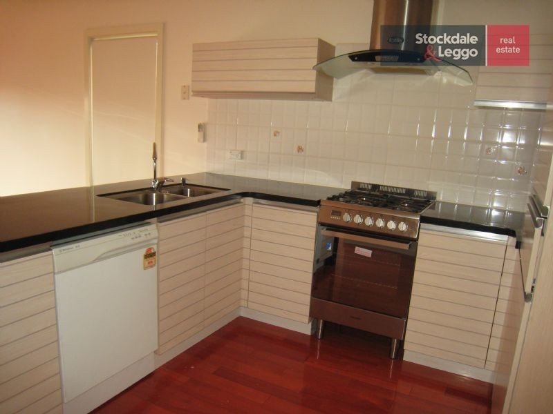 24 Vanderloo Road, Gowanbrae VIC 3043