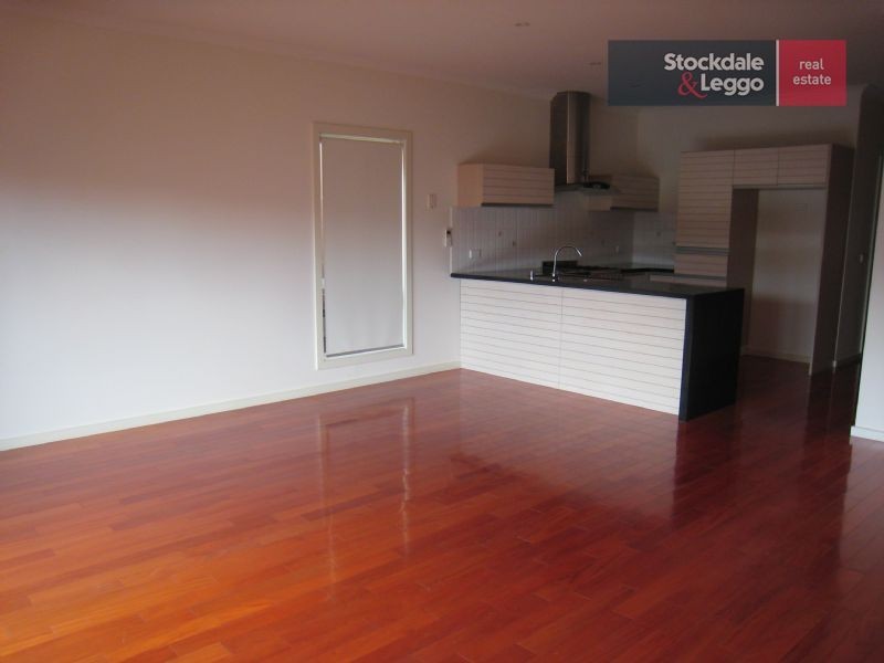 24 Vanderloo Road, Gowanbrae VIC 3043