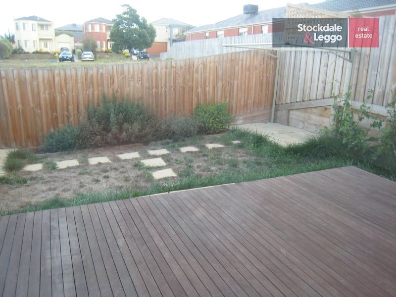 24 Vanderloo Road, Gowanbrae VIC 3043