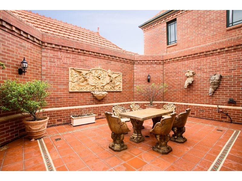 7 Cameron Court, Greenvale VIC 3059