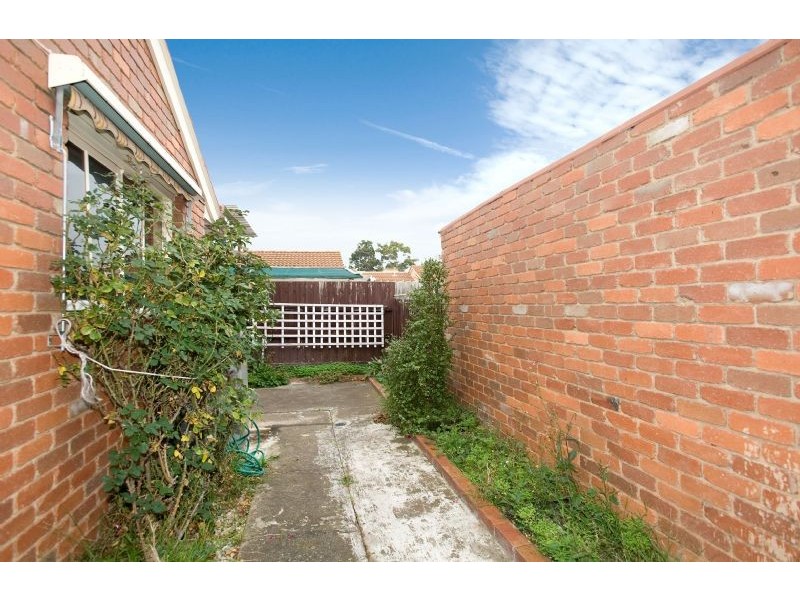 2/91 Mickleham Road, Tullamarine VIC 3043