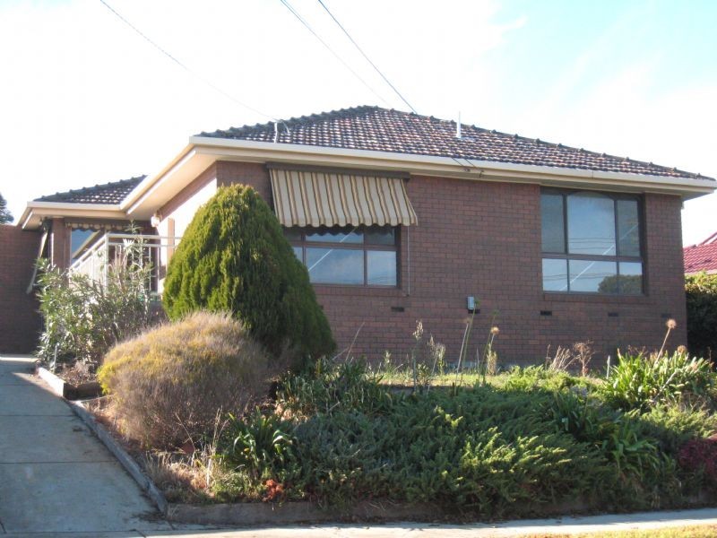 30 Churchill Avenue, Tullamarine VIC 3043