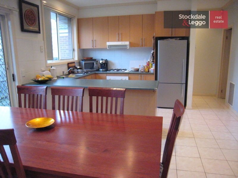 2/51 McIntosh, Airport West VIC 3042