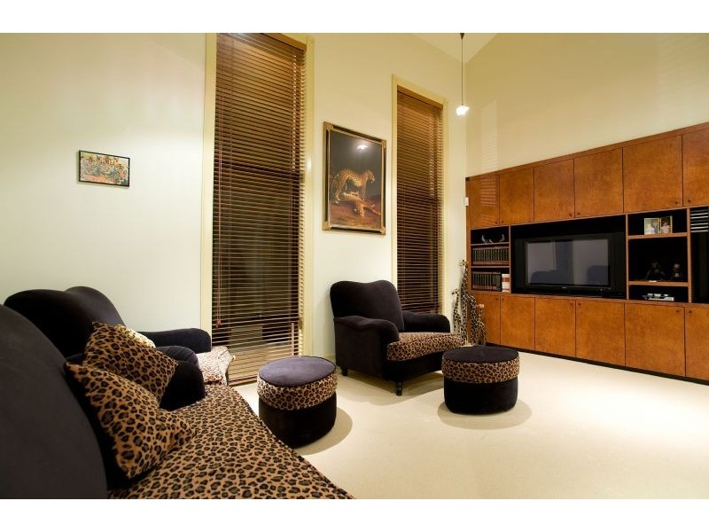 39 Alanbrae Terrace, Attwood VIC 3049