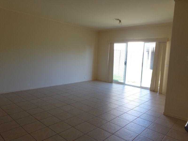 12 Cooma Lane, Craigieburn VIC 3064