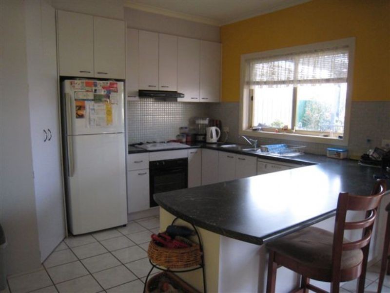 14 Bluebell Crescent, Gowanbrae VIC 3043