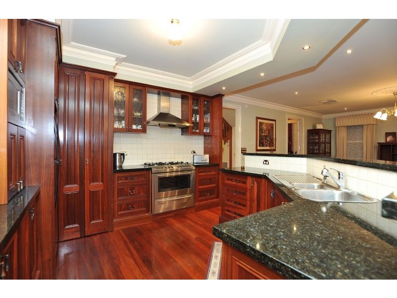 36 Castlehill Avenue, Greenvale VIC 3059