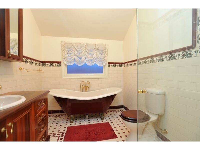 36 Castlehill Avenue, Greenvale VIC 3059