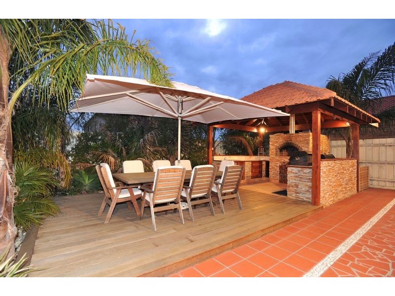 36 Castlehill Avenue, Greenvale VIC 3059