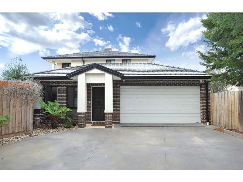 2/8 Gretna Court, Greenvale VIC 3059