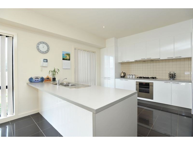 2/8 Gretna Court, Greenvale VIC 3059