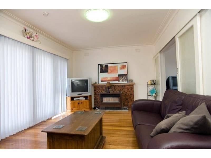 17 David Avenue, Keilor East VIC 3033