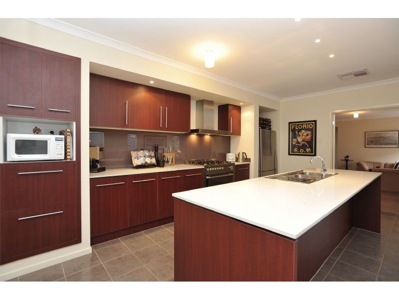 35 Firth Way, Greenvale VIC 3059